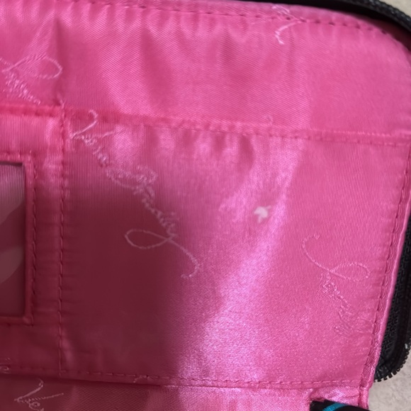 Vera Bradley Wristlet Retired - Picture 7 of 7